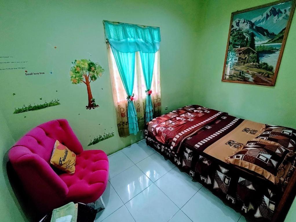 D-Rima Homestay Ruteng Ngoại thất bức ảnh